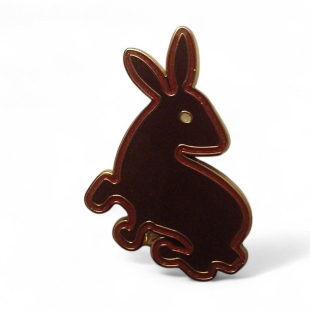 Coach PINTRILL x COACH Pretty Bunny Enamel Pin .